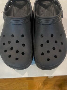 Black Platform CROCS J5-Big Kids